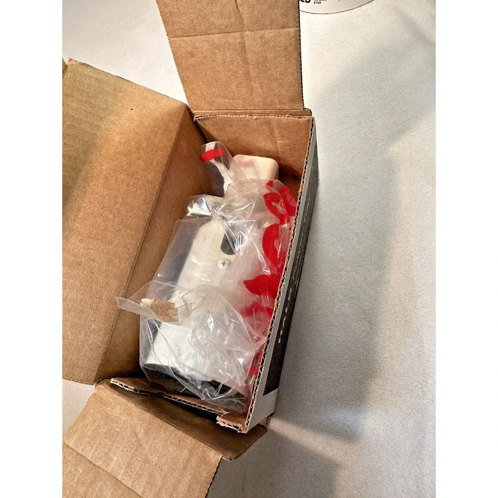 HALO Power-trac Cooper Track Lighting L2761P White New Open Box